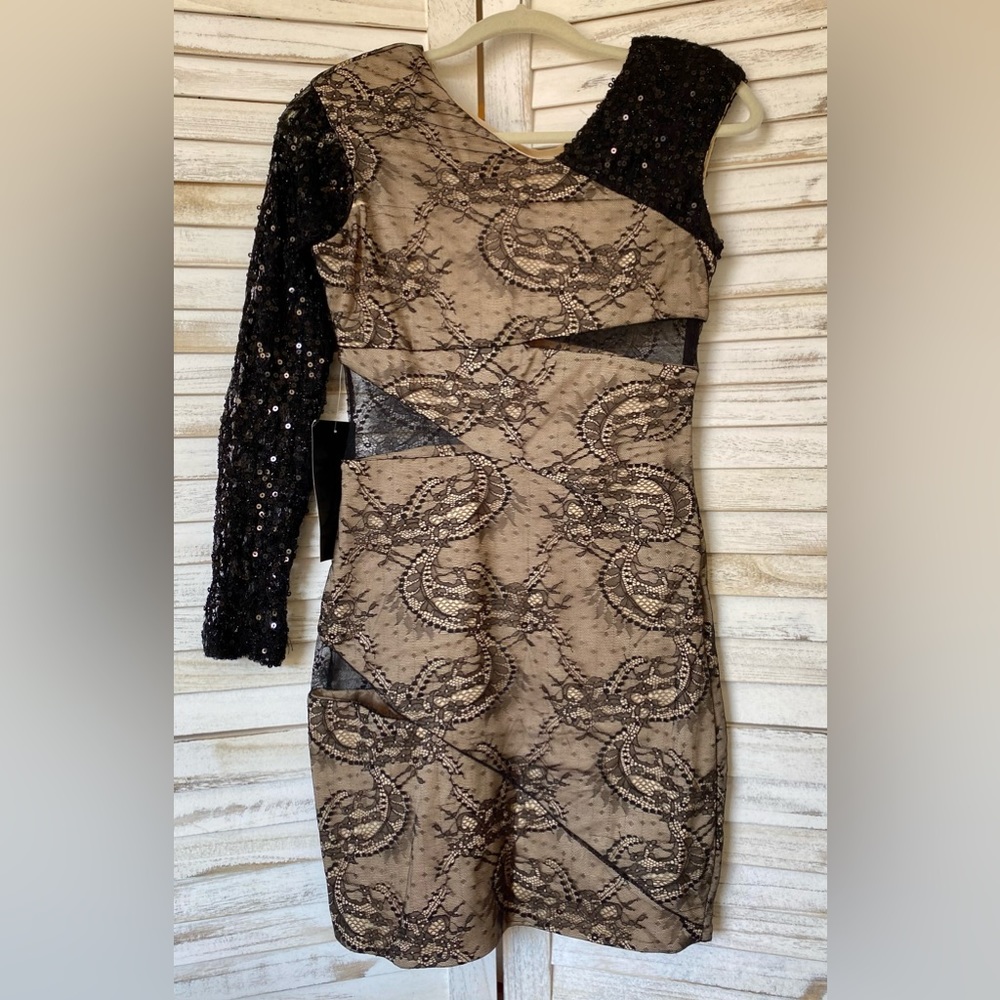 NWT BEBE Addiction Sparkle One Sleeve Lace Dress‎ - Picture 10 of 12